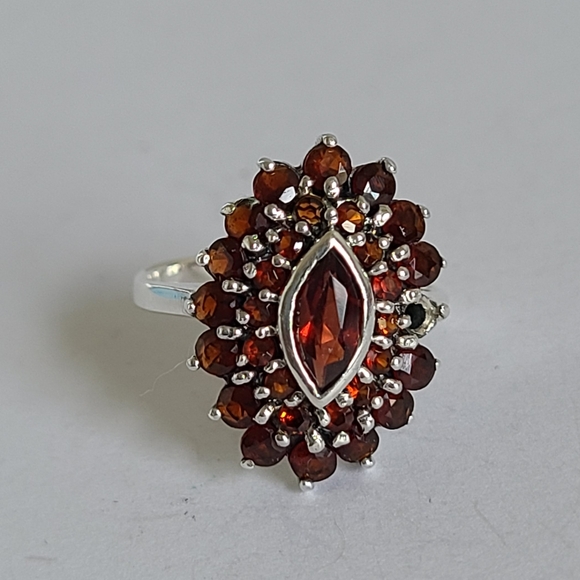 Vintage Boho Sterling Silver Red Garnet Marquis Flower Crystal Cluster Ring - Picture 4 of 13